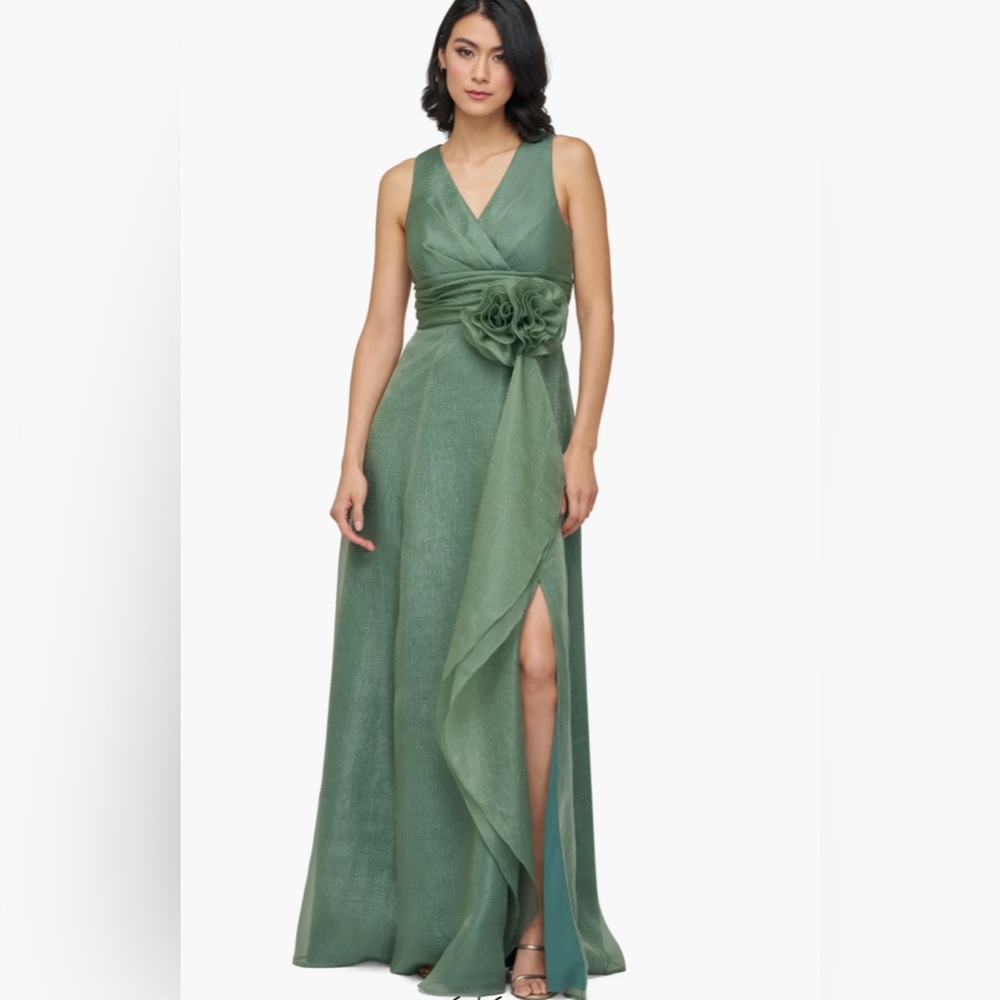 NEW JS Collections Della Rosette Detail Sleeveless Organza Gown, Size 2